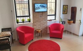 Be Me Hotels And Hostels Haifa Art